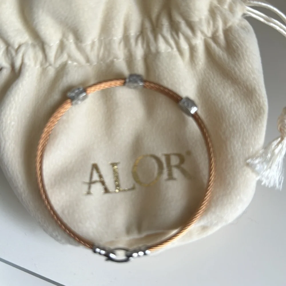Alor Gold and Silver Bracelet - Picture 4 of 9